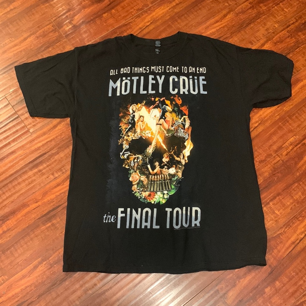 2014 Motley Crue The Final Tour Shirt Size L